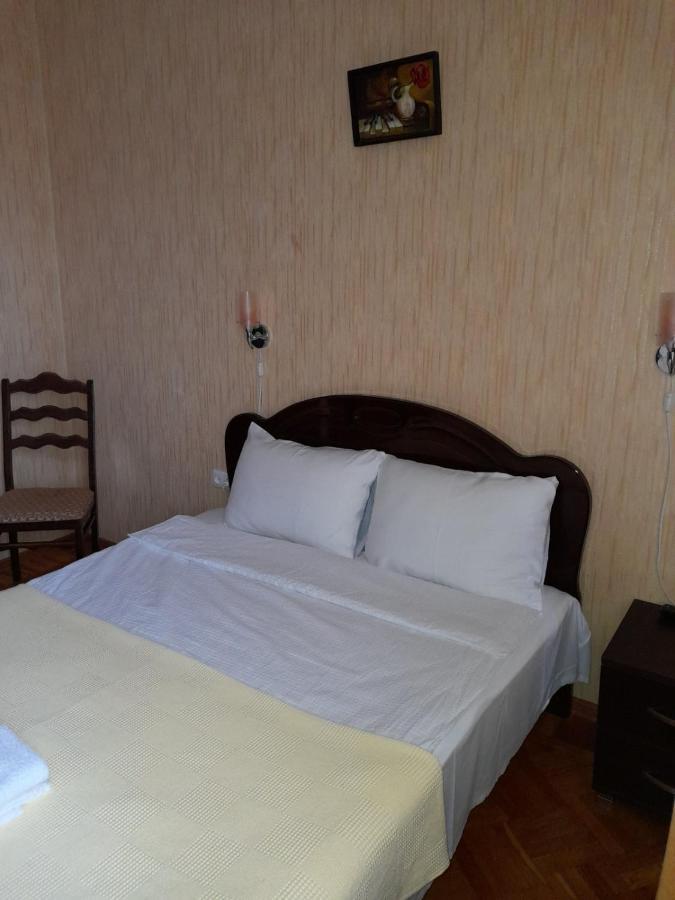 Anseza Hotel Kutaisi Exterior foto
