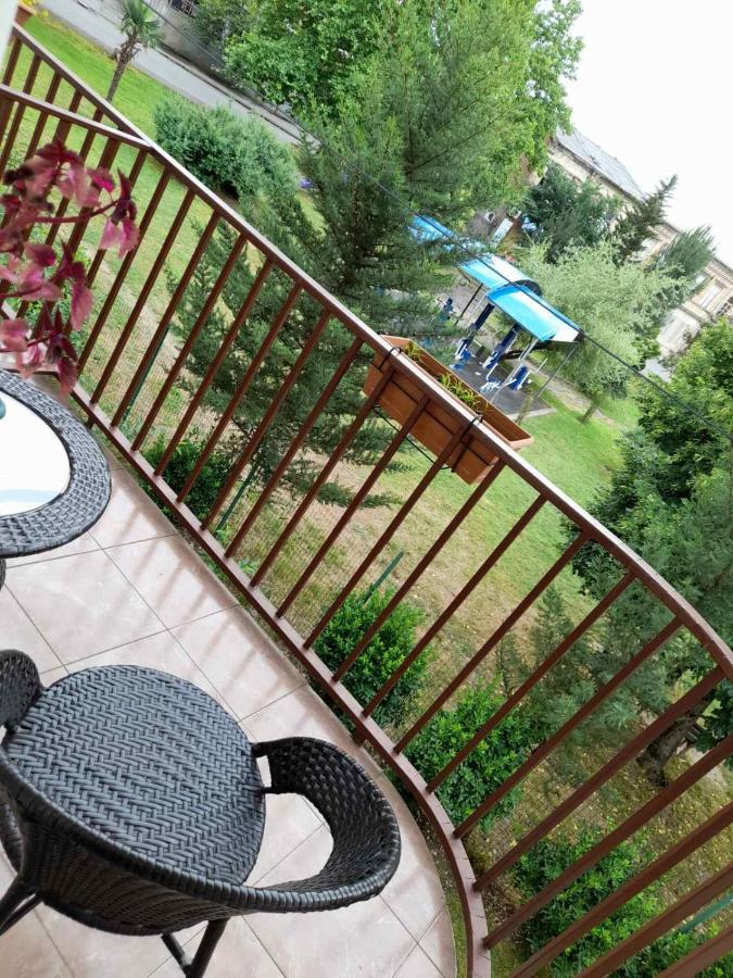 Anseza Hotel Kutaisi Exterior foto