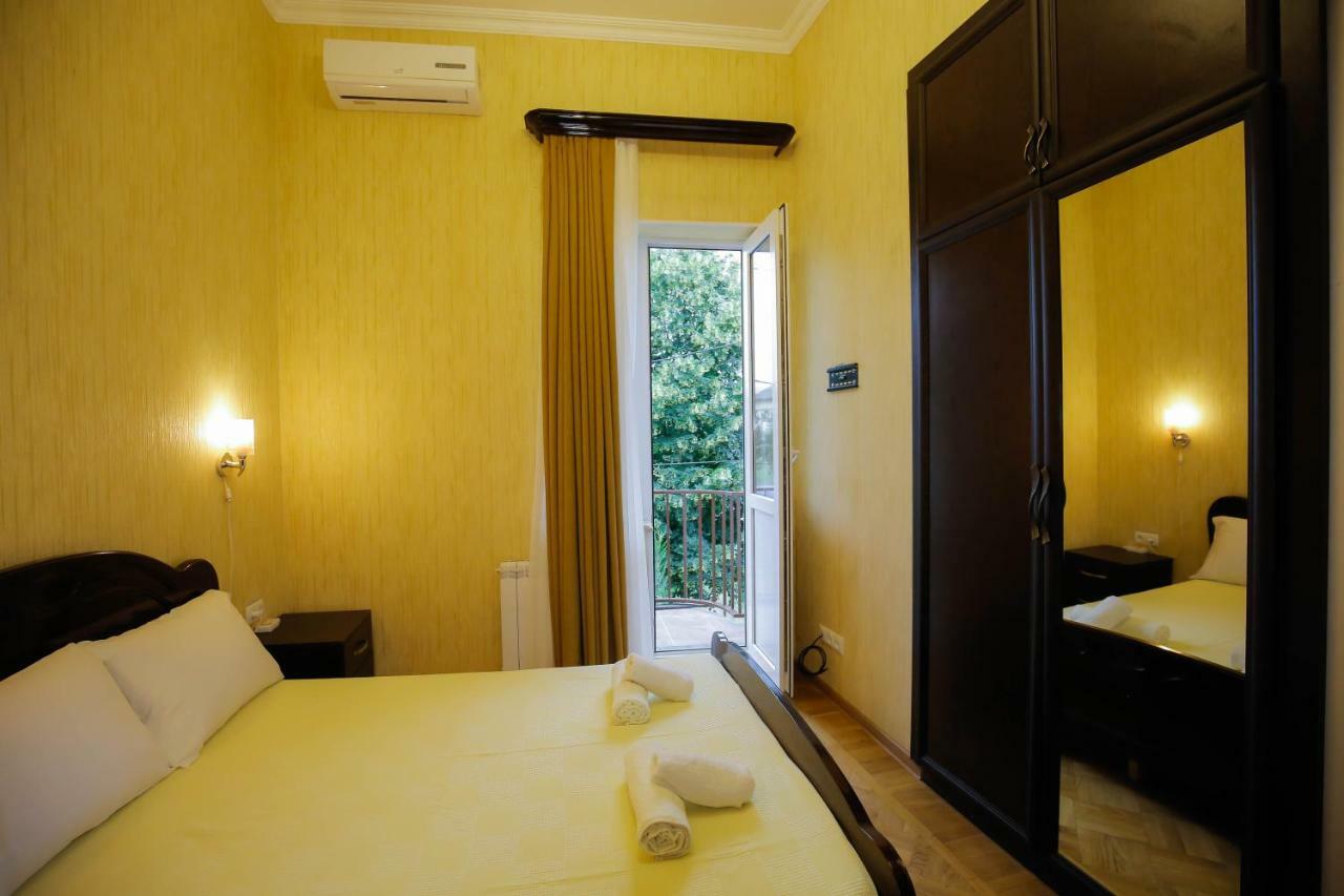 Anseza Hotel Kutaisi Exterior foto