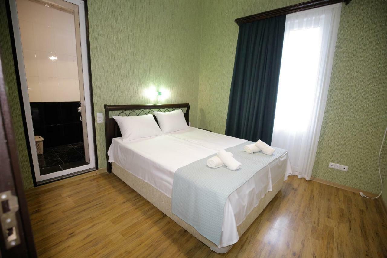 Anseza Hotel Kutaisi Exterior foto