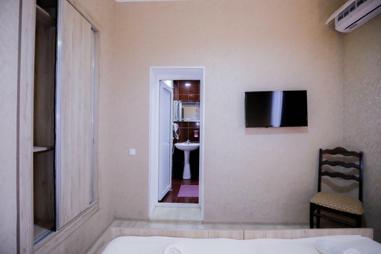 Anseza Hotel Kutaisi Exterior foto