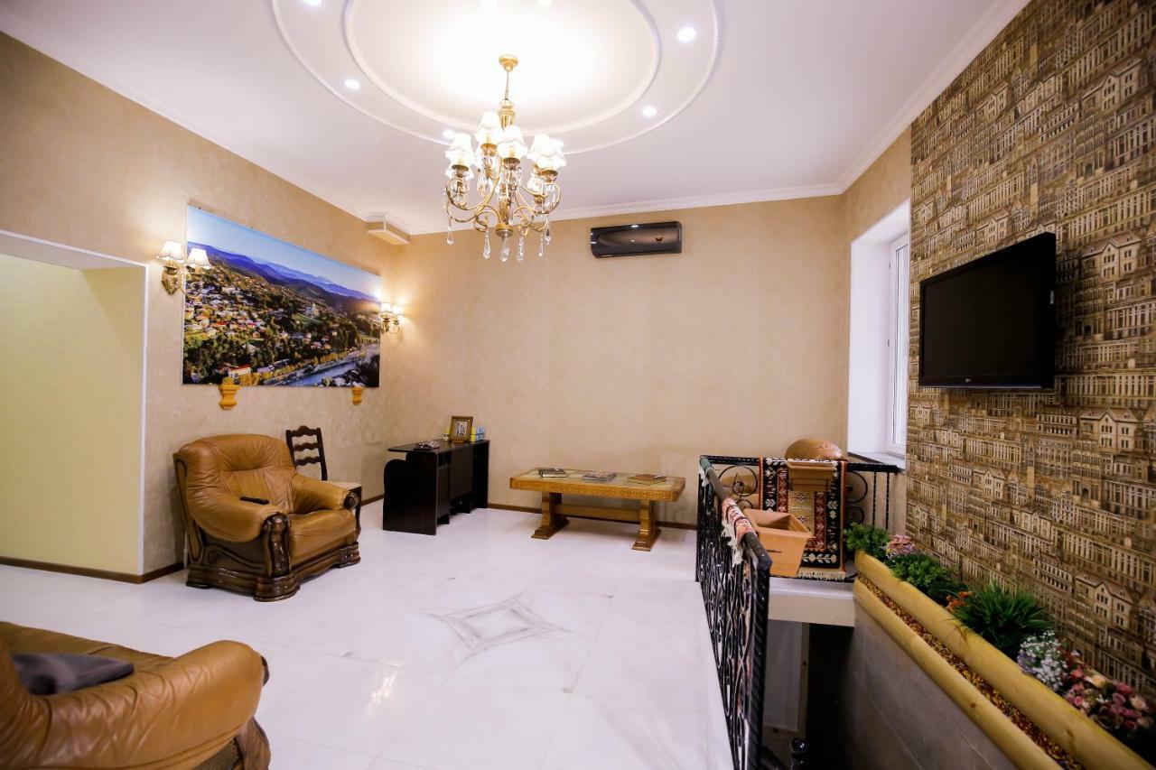 Anseza Hotel Kutaisi Exterior foto